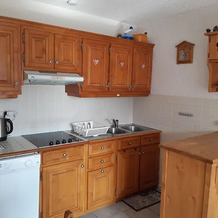 Cosy Au Pied Des Pistes, 4 Pers, Vue Montagne - Fr-1-516-82