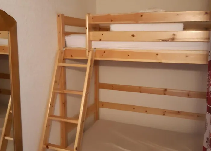 Lägenhet Cosy Au Pied Des Pistes, 4 Pers, Vue Montagne - Fr-1-516-82