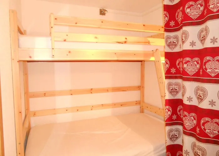 Lägenhet Cosy Au Pied Des Pistes, 4 Pers, Vue Montagne - Fr-1-516-82