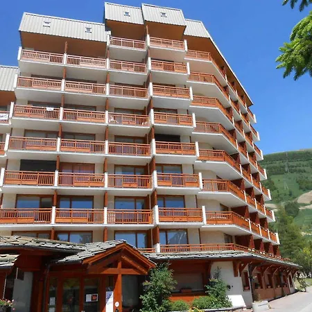Cosy Au Pied Des Pistes, 4 Pers, Vue Montagne - Fr-1-516-82 דירה