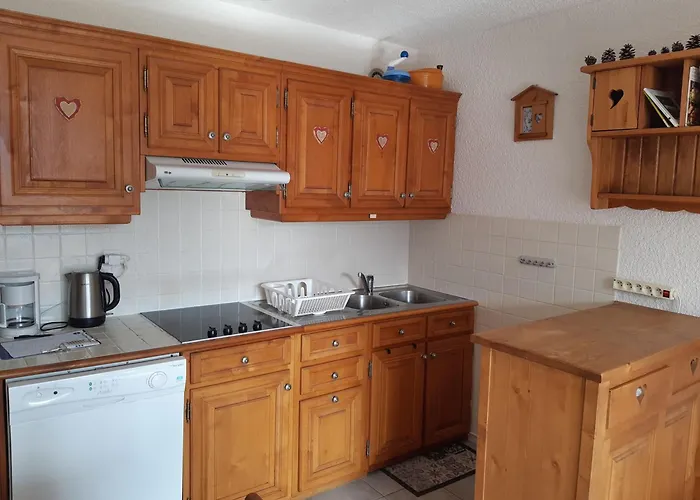 Cosy Au Pied Des Pistes, 4 Pers, Vue Montagne - Fr-1-516-82