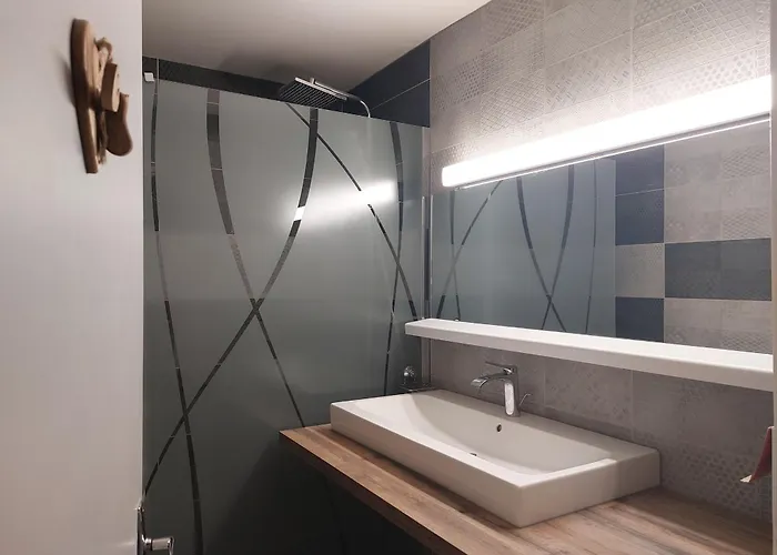 Cosy Au Pied Des Pistes, 4 Pers, Vue Montagne - Fr-1-516-82 Апартаменты *